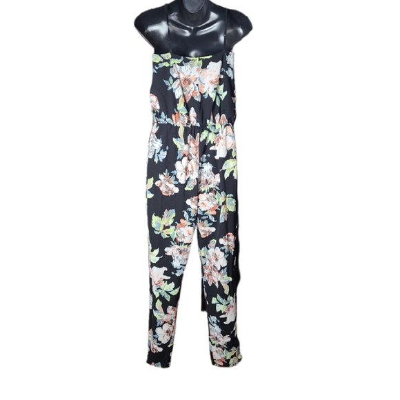 BOOHOO FIONA FLORAL CAMI WRAP JUMPSUIT - Picture 4 of 5